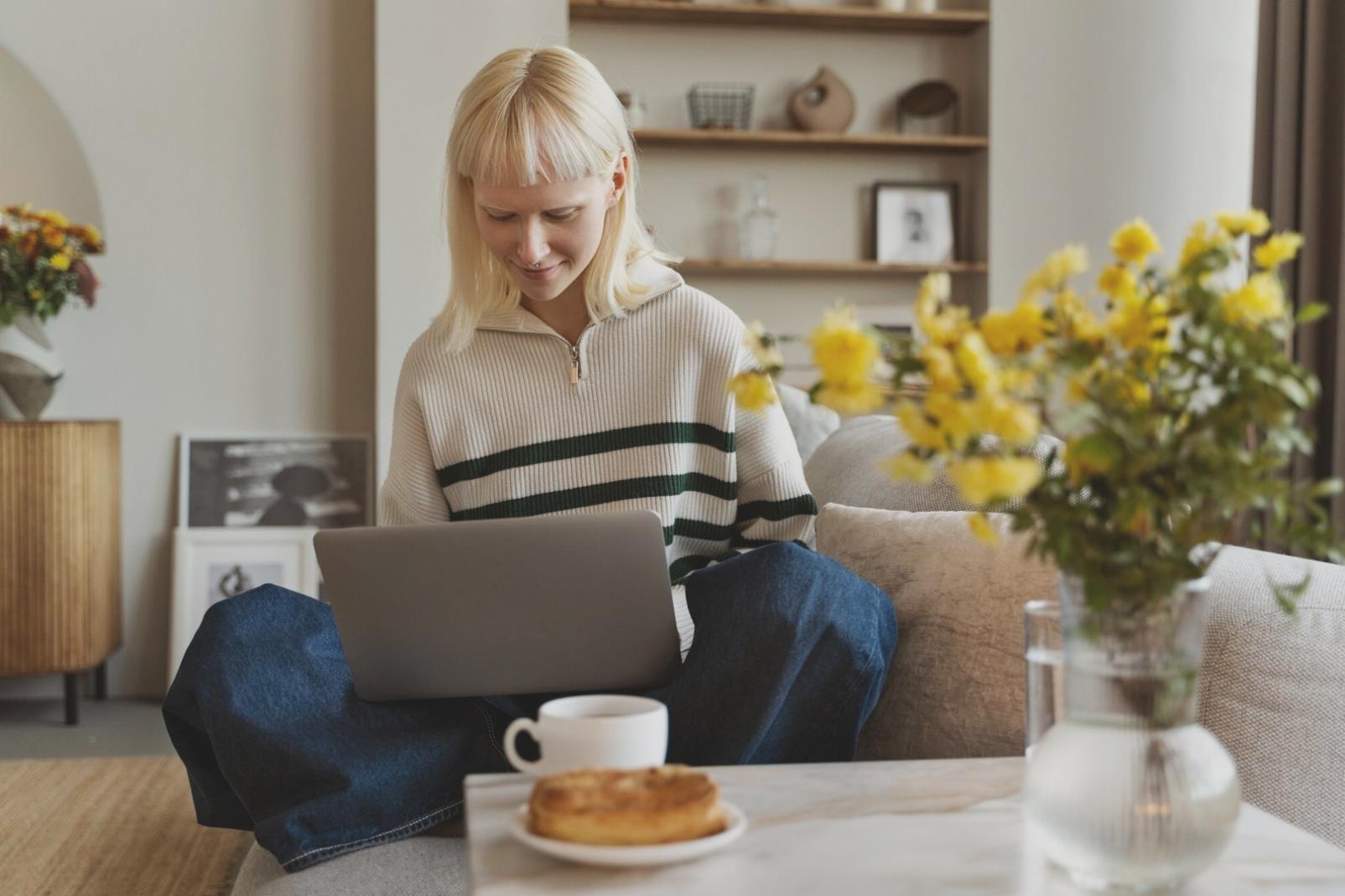 Professional consultation session on money management strategies